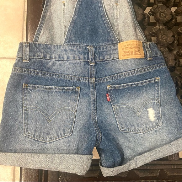 Levi’s girls Shorts Overalls Adjustable Straps Shortall Relax Fit Size 10 Youth - Picture 9 of 12